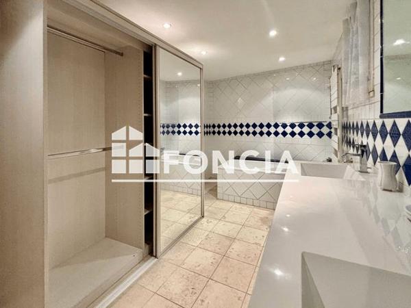 À vendre Appartement 2 pièces 56.87 m² - Paris 75116