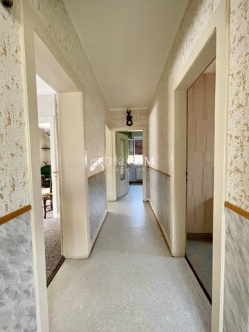 Maison 5 pièce(s) 3 chambre(s) 122 m²