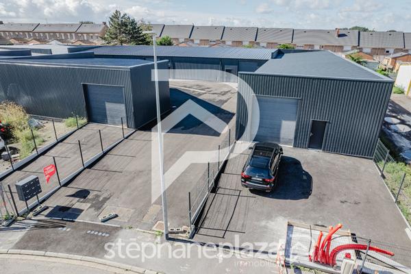 Parking / box 260 m2