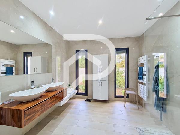 Maison 5 pièces 143 m2