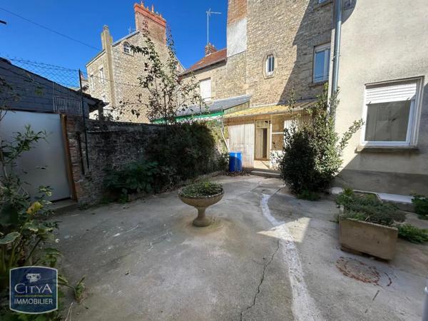 Appartement à louer 2 pièces 31.72m² Alençon (61000)