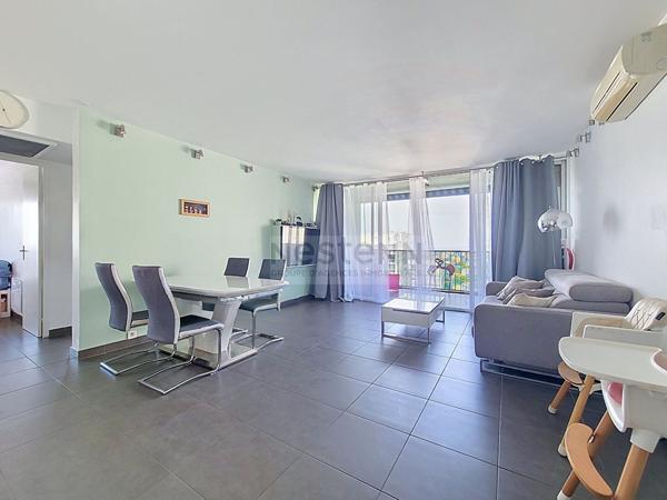 Appartement Marseille 4 pièce(s) 85 m2  vue dégagé calme
