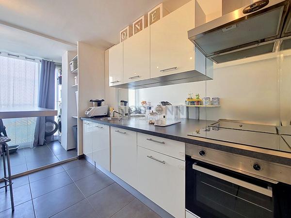 Appartement Marseille 4 pièce(s) 85 m2  vue dégagé calme