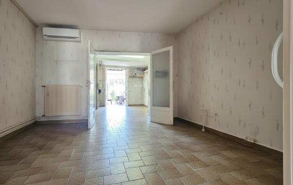 Vente Maison de village avec garage - jardin en exclusivité à rénover Le mas-d'agenais