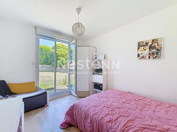 Morangis  3 pieces en rez-de-jardin avec exterieur et garage-double