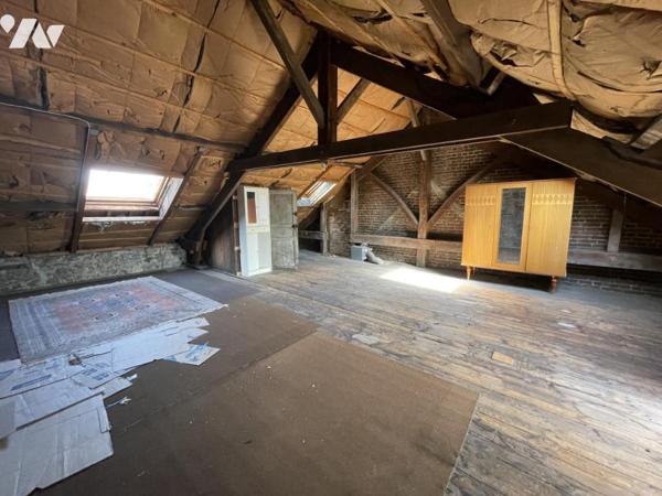 LA FERTE MACE, maison de ville 3ch, 125 m², avec courette