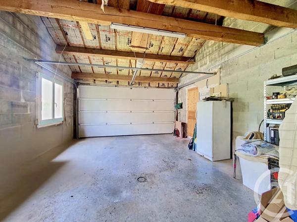 Maison à vendre  4 pièces - 117 m 2   BAINS  - 43