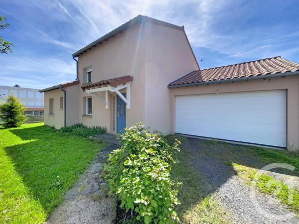 Maison à vendre  4 pièces - 117 m 2   BAINS  - 43