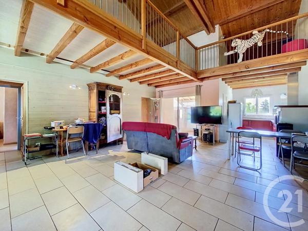 Maison à vendre  4 pièces - 117 m 2   BAINS  - 43