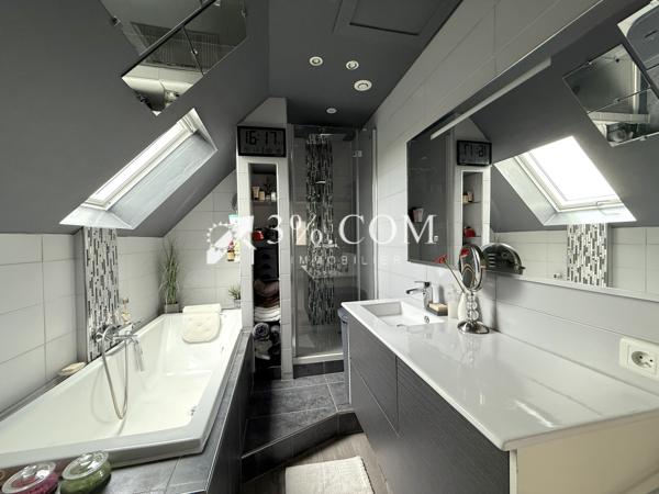 Maison 5 pièce(s) 4 chambre(s) 137 m²