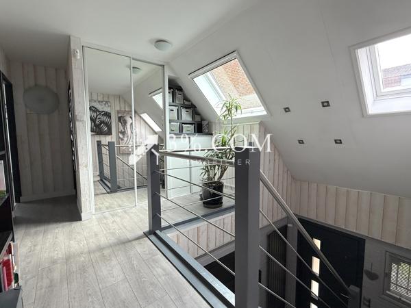 Maison 5 pièce(s) 4 chambre(s) 137 m²