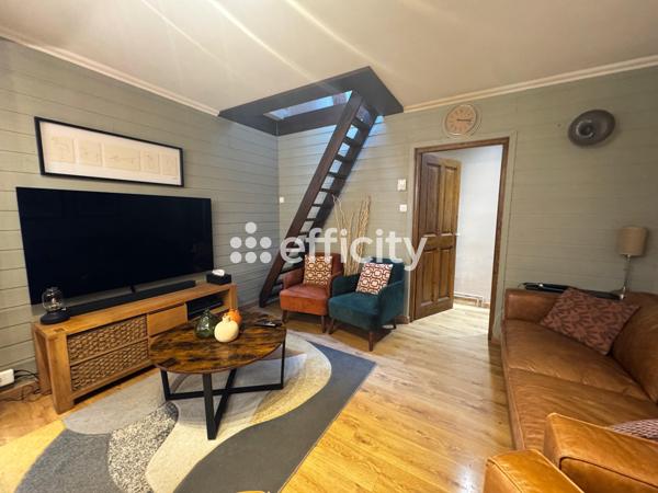 Maison 9 pièces - 270 m²