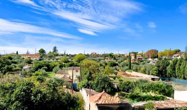 À vendre - Maison ancienne, 3 pièces située à Aups (83630)