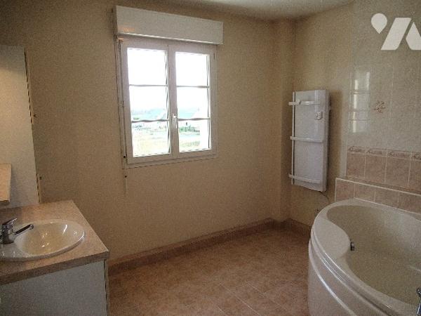 Maison T5 de 133 m² sur 1 147 m²