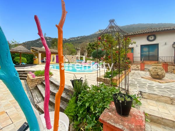 Maison 6 pièces - 202 m² Bien prestige