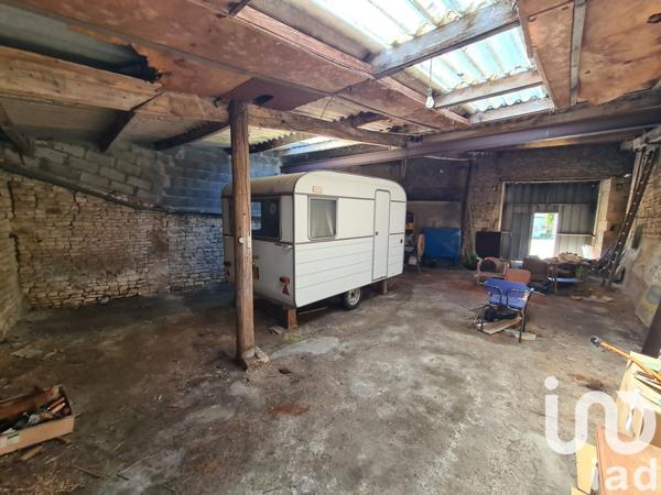 Maison de ville 4 pièces de 111 m² à Matha (17160)