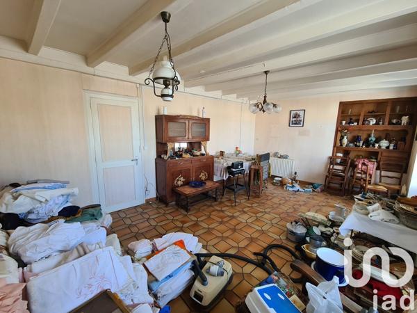 Maison de ville 4 pièces de 111 m² à Matha (17160)