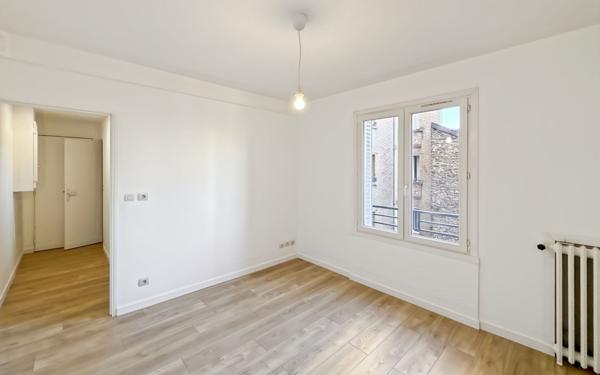 Appartement à louer    2 pièces • 32,19 m2 Ris-Orangis