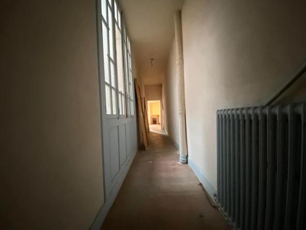 Immeuble à AMBERT, 63600 - 205m²