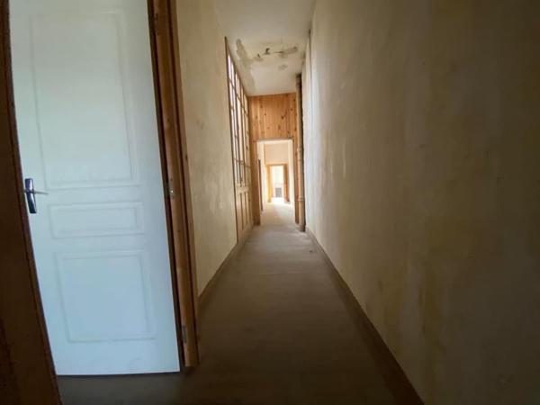 Immeuble à AMBERT, 63600 - 205m²