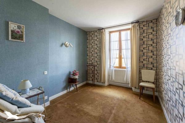 Maison à vendre |  Champagnac |  6 pièces | 170 m²