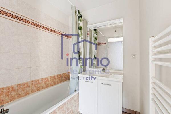 Appartement 2 pièces                                        - 69190 Saint-Fons Réf : 21740