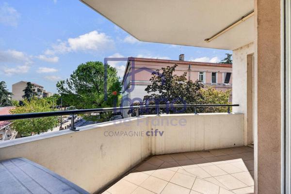 Appartement 2 pièces                                        - 69190 Saint-Fons Réf : 21740