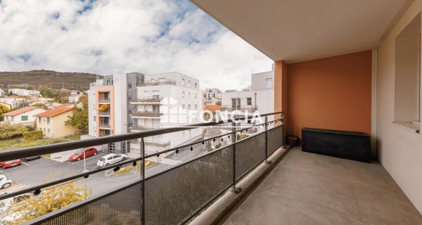 Location Appartement 2 pièces 40.8 m² - Clermont-ferrand 63000