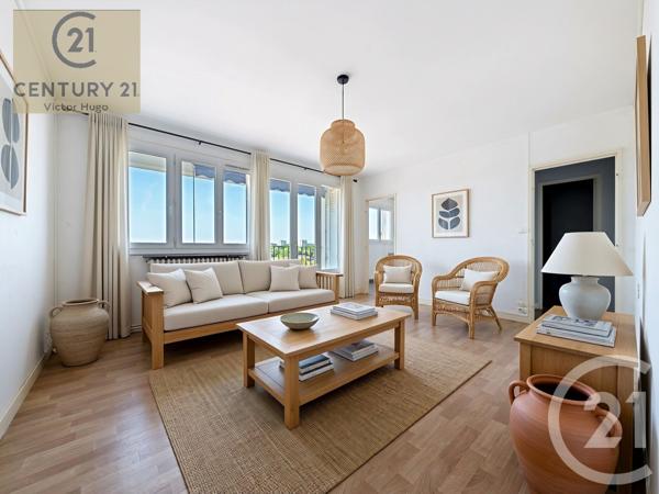 Appartement F2 à vendre  2 pièces - 46,97 m 2   CONDAT SUR VIENNE  - 87