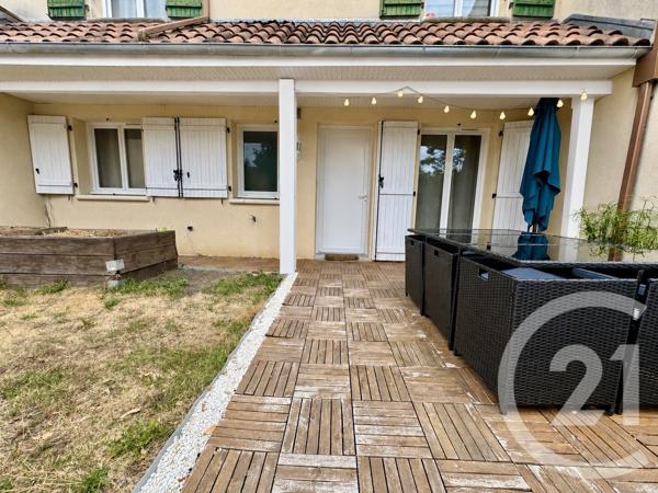 Appartement F2 à vendre  2 pièces - 46,97 m 2   CONDAT SUR VIENNE  - 87