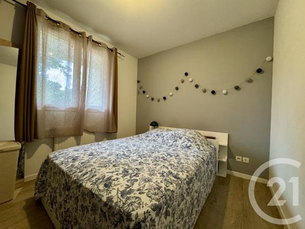 Appartement F2 à vendre  2 pièces - 46,97 m 2   CONDAT SUR VIENNE  - 87