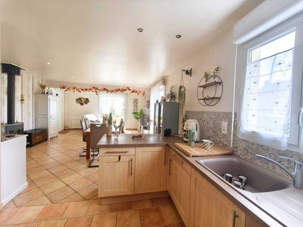 Maison en parfait état 243 000 € H.A.I.*