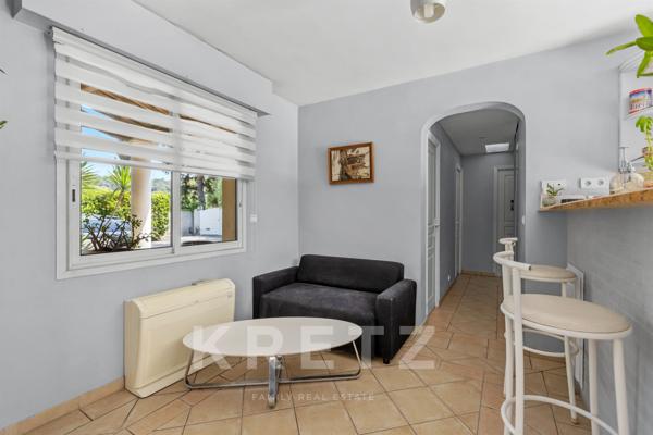 Villa lumineuse de 150 m² avec piscine et grand terrain - Villeneuve-Loubet