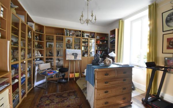 Maison à vendre    8 pièces • 213 m2 Cosne-Cours-sur-Loire