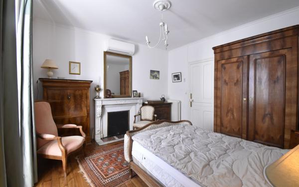 Maison à vendre    8 pièces • 213 m2 Cosne-Cours-sur-Loire