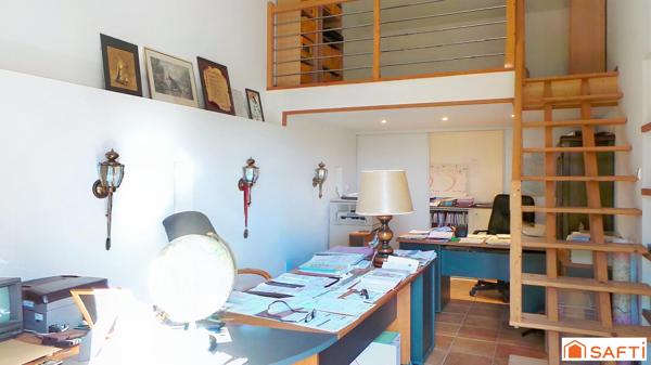 Propriété d'exception sur 13400 m2 de terrain  à une dizaine de minutes de Tours Nord