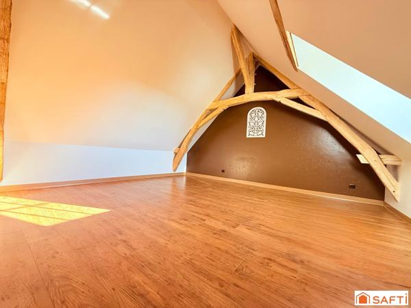 Propriété d'exception sur 13400 m2 de terrain  à une dizaine de minutes de Tours Nord