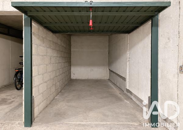 Parking à vendre 11 m² Paris 20