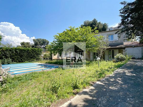 Vente maison familiale avec jardin et piscine MORGIOU 13009