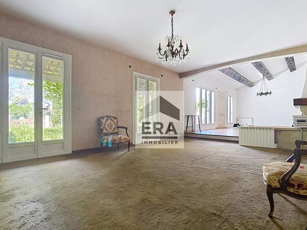 Vente maison familiale avec jardin et piscine MORGIOU 13009