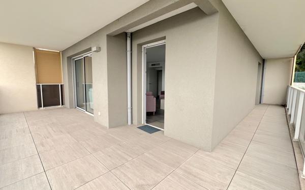 Appartement à vendre    4 pièces • 82 m2 Villeneuve-Loubet