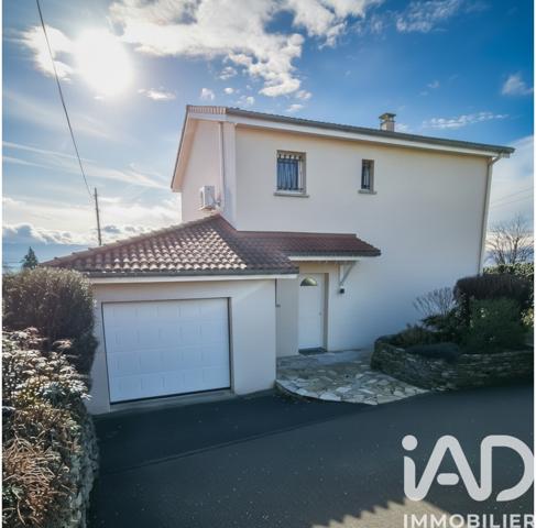 Maison à vendre 5 pièces 100 m² Saint-Martin-la-Plaine