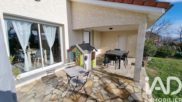 Maison à vendre 5 pièces 100 m² Saint-Martin-la-Plaine