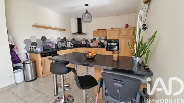 Maison à vendre 5 pièces 100 m² Saint-Martin-la-Plaine