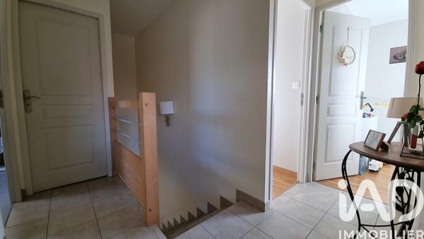 Maison à vendre 5 pièces 100 m² Saint-Martin-la-Plaine