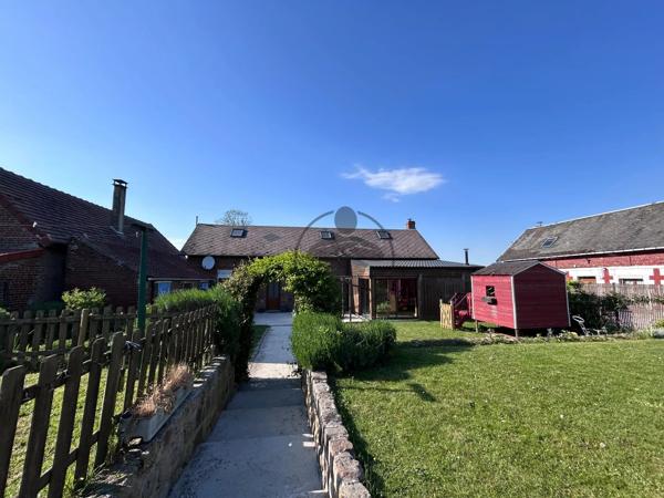 Vente                                                      Maison
                        
                     5 pièces                      128 m2                     à Joncourt