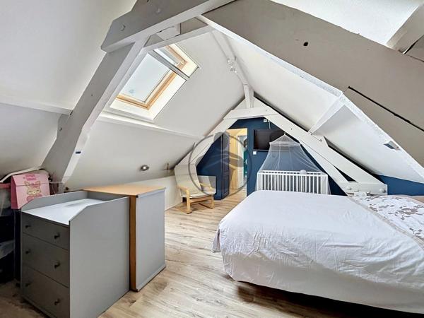 Vente                                                      Maison
                        
                     5 pièces                      128 m2                     à Joncourt