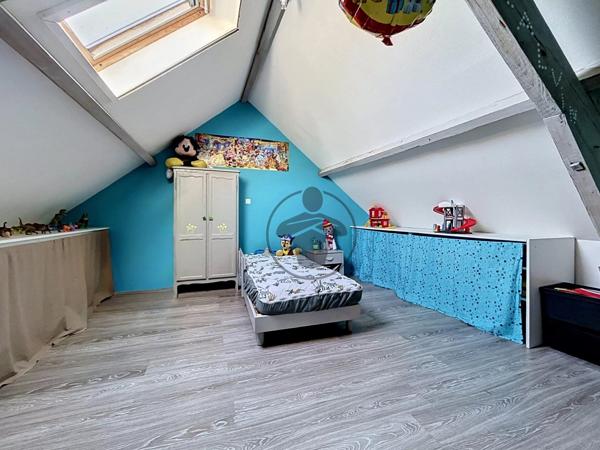 Vente                                                      Maison
                        
                     5 pièces                      128 m2                     à Joncourt
