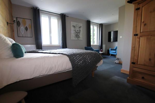 Hôtel Restaurant avec bar Licence IV - Vente murs et fonds - Axe A75