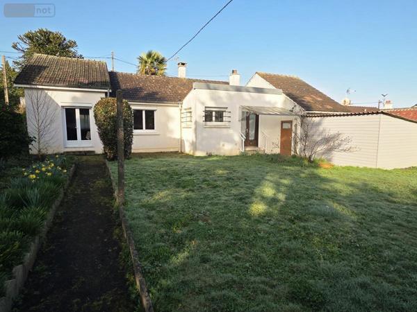 Maison à vendre à Château-Gontier-sur-Mayenne en Mayenne (53200), ref : 53073-1738